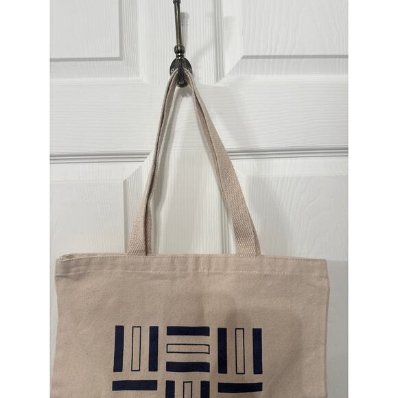 NWOT Bungalow Classic Branded Geometric Printed Shopping Tote Bag - Picture 3 of 5